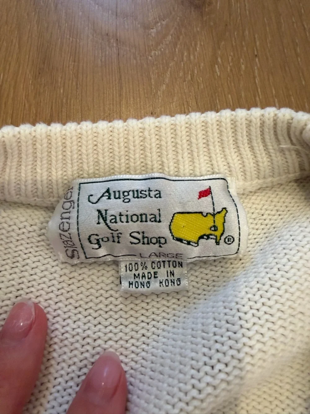 Masters Vintage V Neck Sweater - size Large - Picture 3 of 9